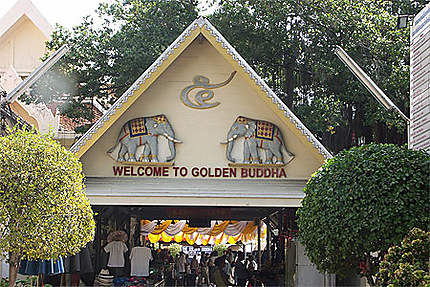Entrée du Temple du Bouddha d'or