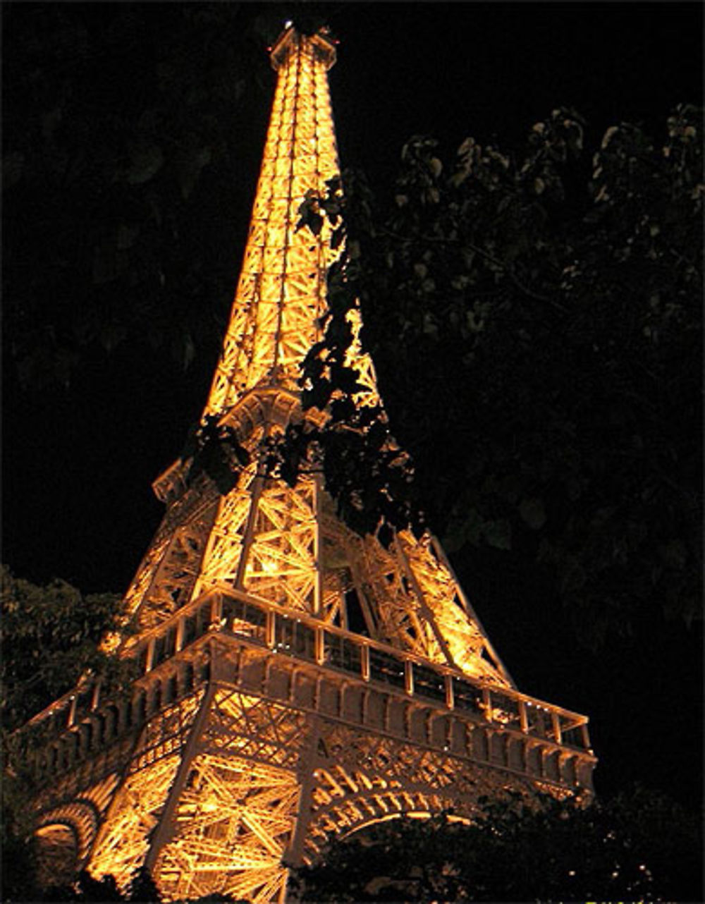 Tour Eiffel la nuit