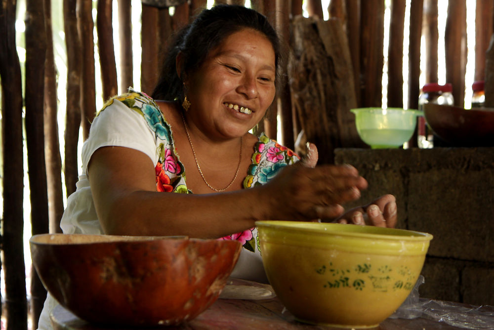 Au contact d'une famille Maya