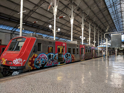 Train pour aller à Sintra, gare de Rossio