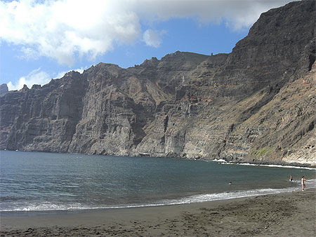 Playa de Los Gigantes Playa de Los Gigantes