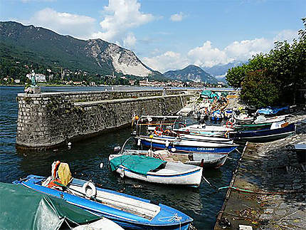 Petit port d'Isola dei Pescatori