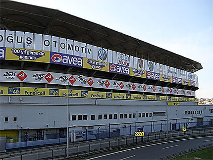 Vue générale du stade Sükrü Saraçoglu
