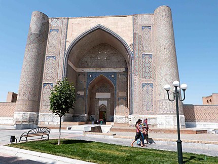 Entrée de la Mosquée Bibi Khanym