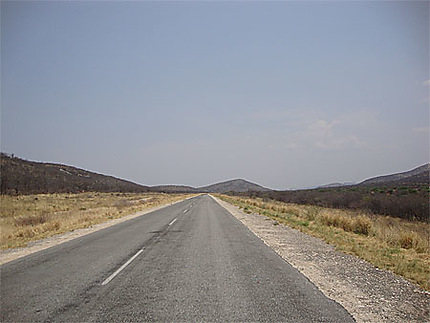 Route de Outjo à Etosha