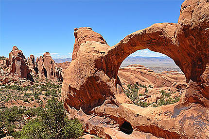 Double o arch