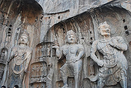 Statues bouddhistes