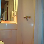 Easy Hotel