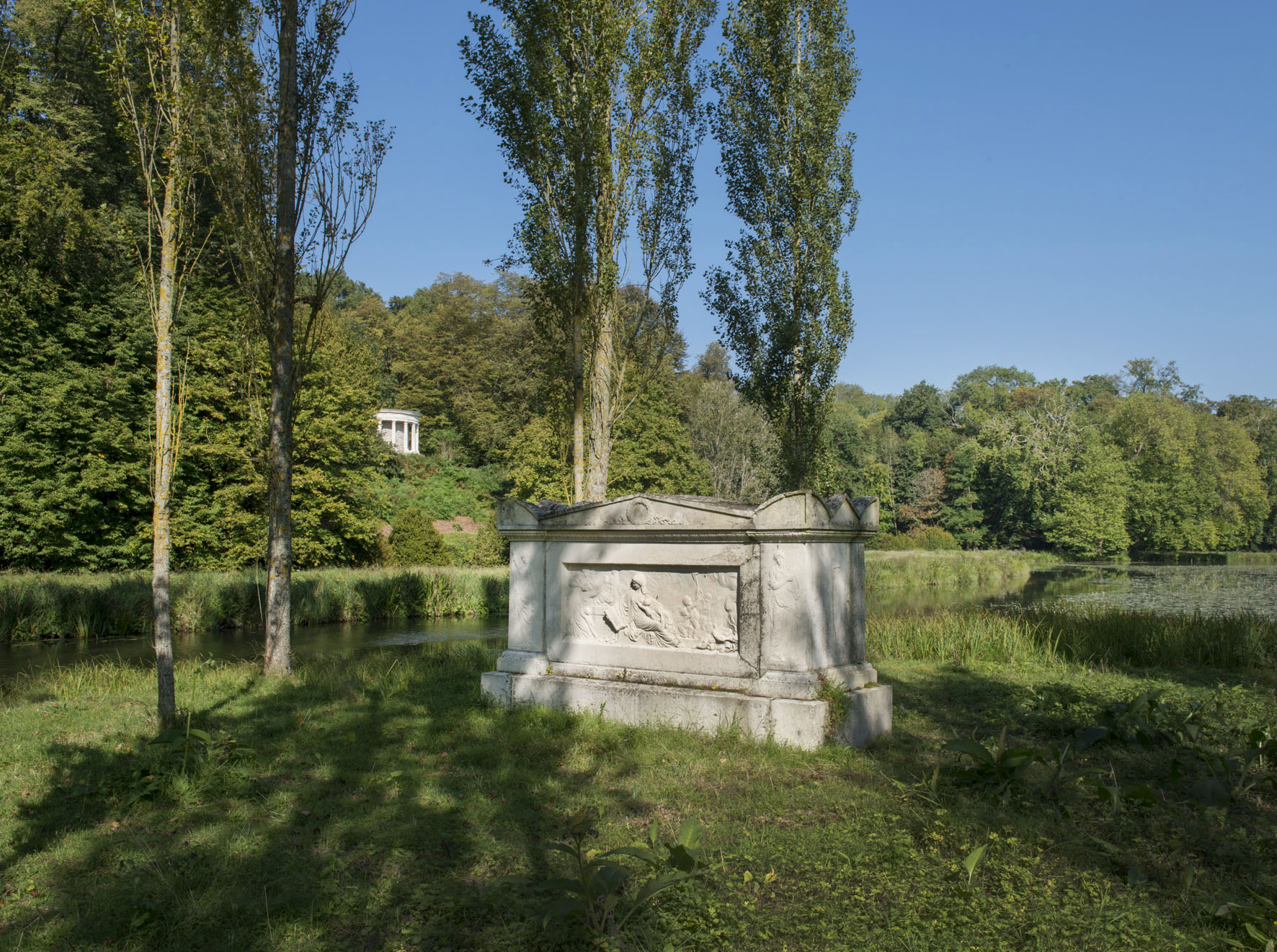 Cénotaphe de Jean-Jacques Rousseau, Parc Rousseau Cénotaphe de Jean-Jacques Rousseau, Parc Rousseau