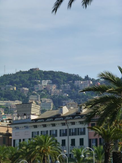 Vue sur les hauteurs de Gênes