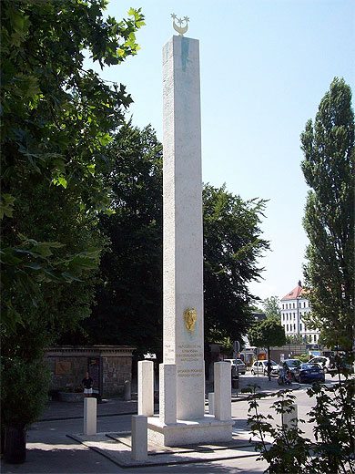 Place de la Révolution Française Place de la Révolution Française