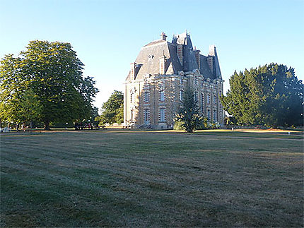 Le château de Montbraye