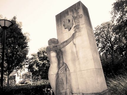 Monument Firmin Génier