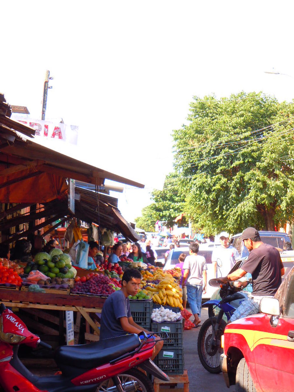 Rue marchande à San Estanislao 