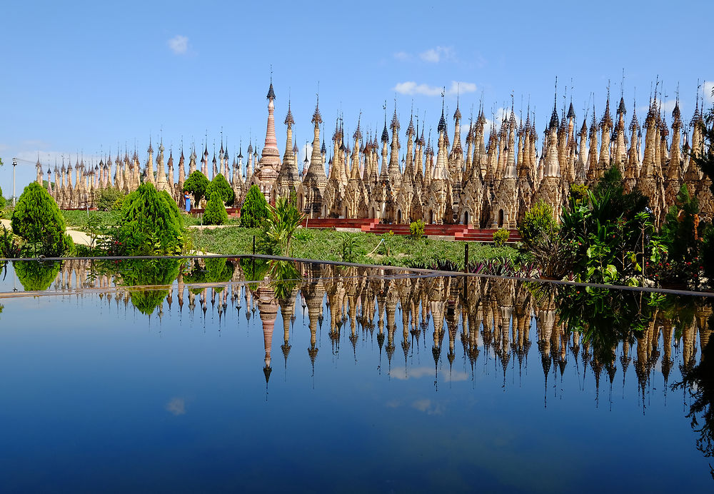 Les Stupas de Kakku