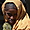 Jeune fille timide au marché de Bati
