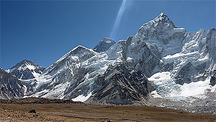 L' Everest et le Nuptse, vus du Kala Pathar