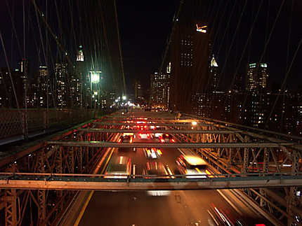Brooklin Bridge By night