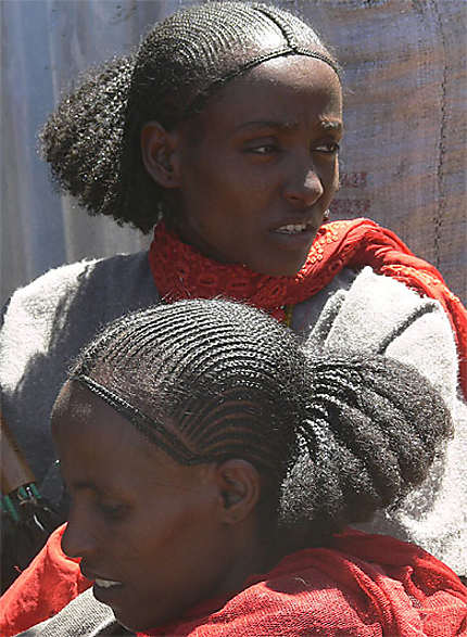 Jeunes filles Oromos au marché de Bati