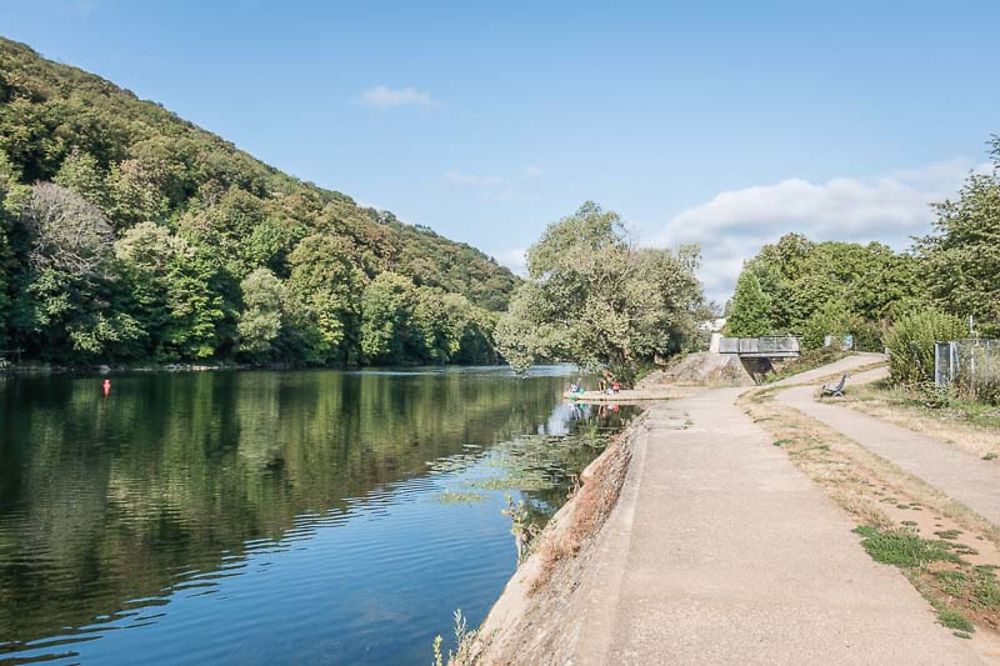 Besançon, Promenade au bord du Doubs