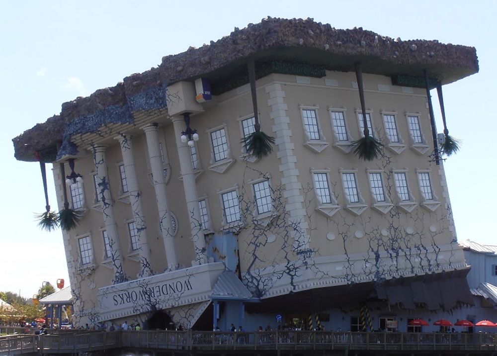 La Maison à l'envers ! 