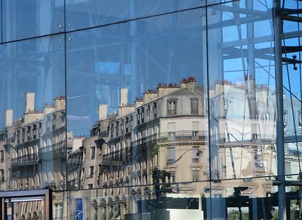  Italie Deux façade, reflets sur immeubles anciens