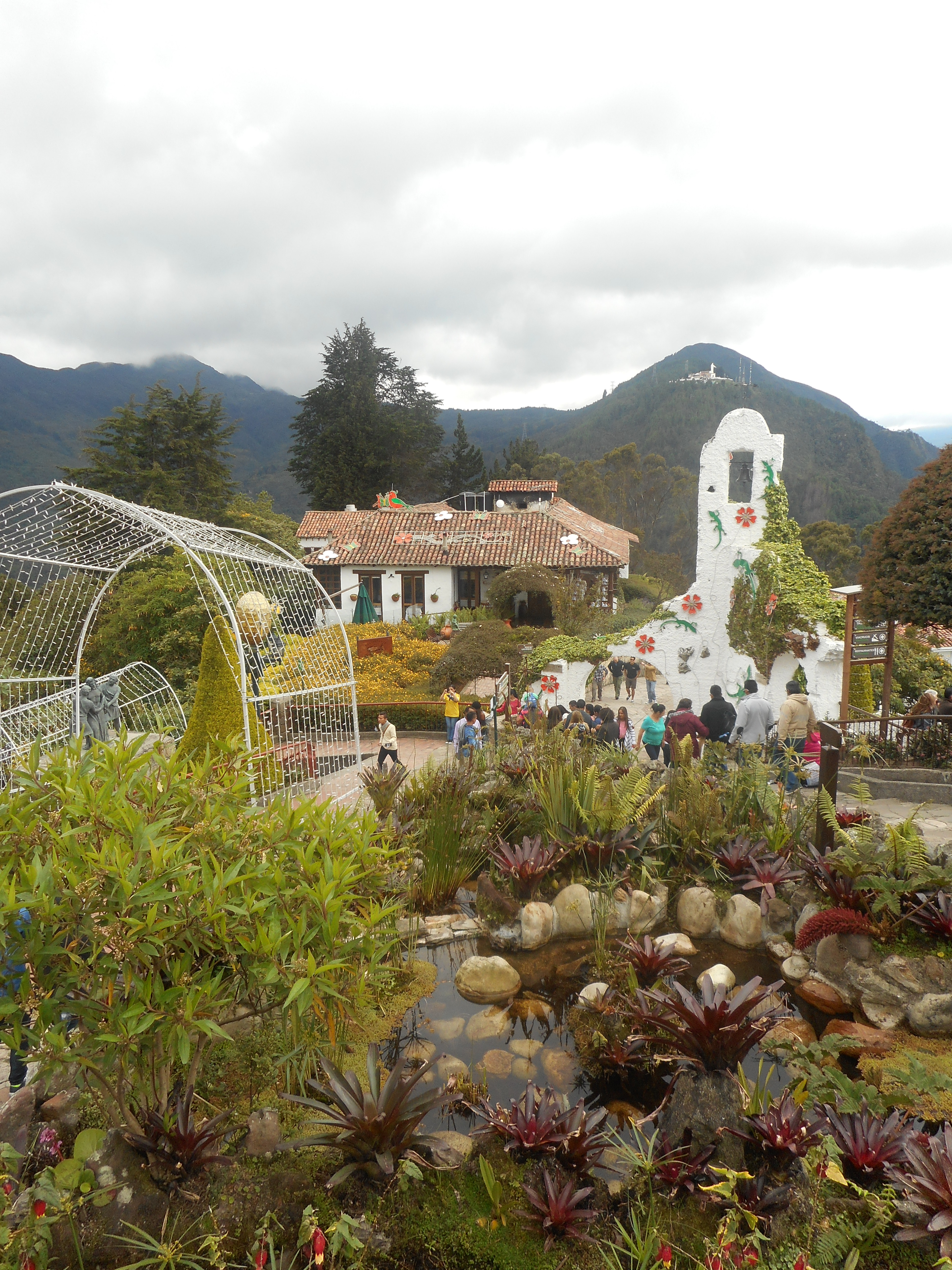 Cerro de Monserrate Cerro de Monserrate