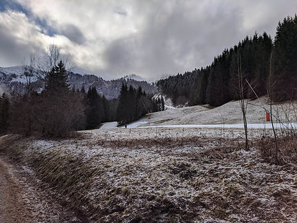 Le long d'une piste de Bernex