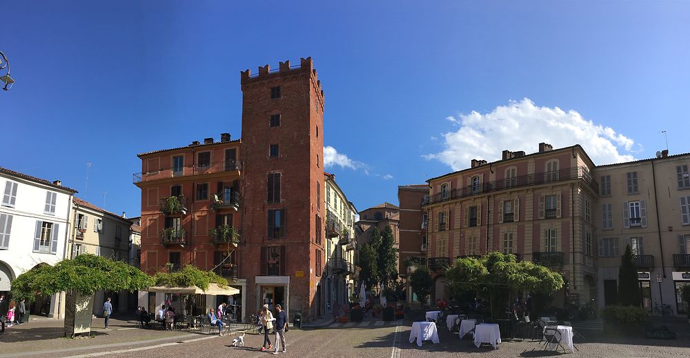 Asti - piazza Statuto