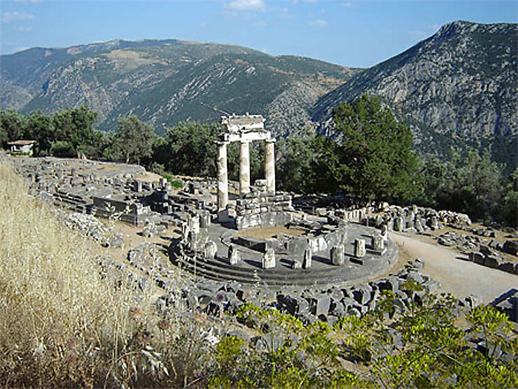 La Tholos à Delphes Sanctuaire Dathéna Pronaia Tholos Delphes