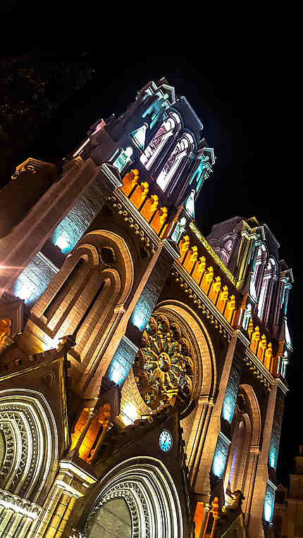 Basilique Notre-Dame de Nice de nuit