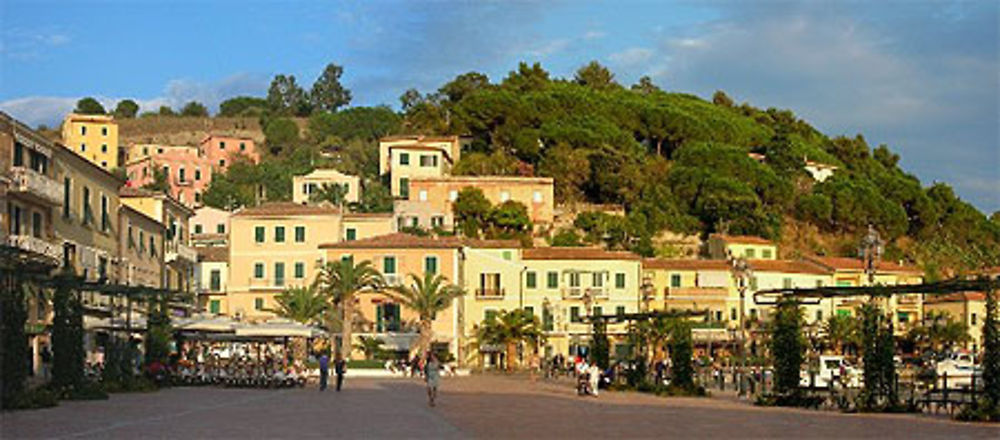 Porto Azzuro - L'île d'Elbe