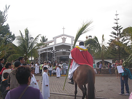 Hanga Roa procession