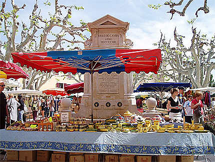 Marchés de Cassis  Provence-Alpes-Côte d'Azur Tourisme