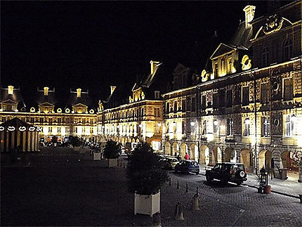 Place Ducale .. la nuit