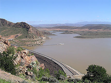 Barrage entre Tafraoute et Inezgan