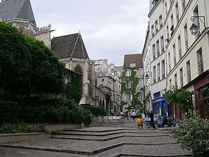 Rue des Barres, dans le Marais