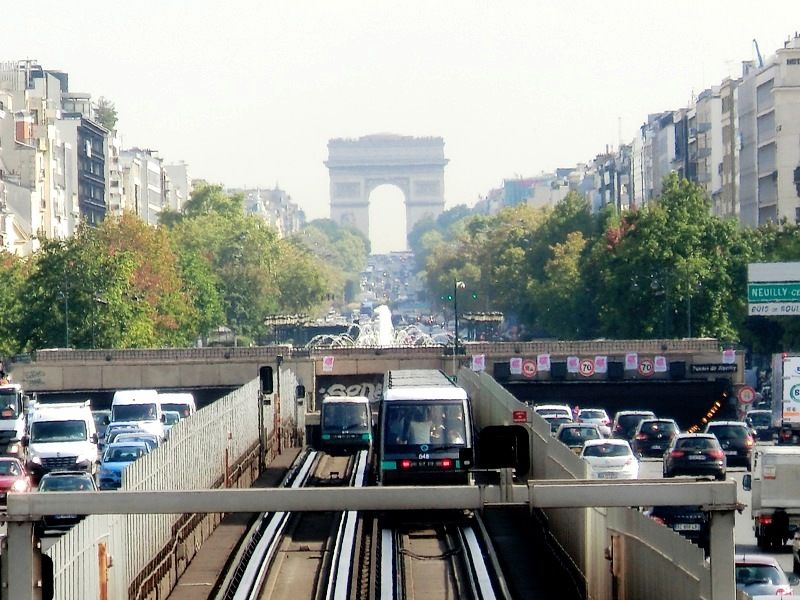 Trafic avenue du Général de Gaulle 