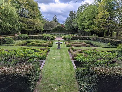 Symétrie au Parc Botanique de Haute Bretagne