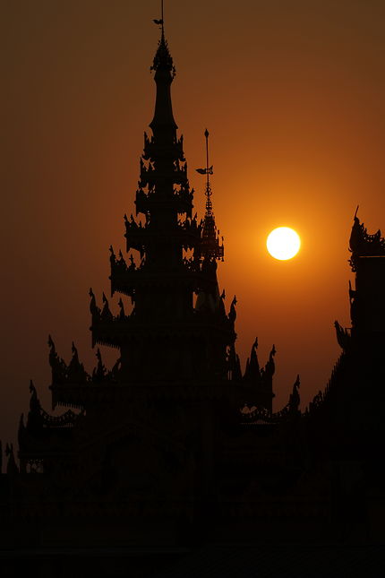Soleil couchant à Rangoun