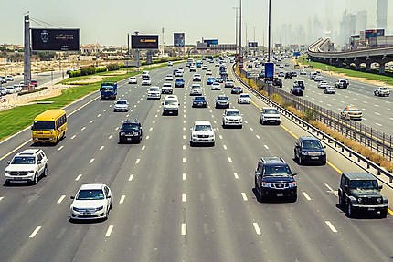 2 x 7 voies pour Sheikh Zayed Road !!!