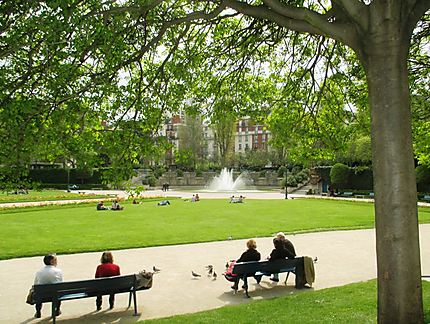 Square Saint Lambert 