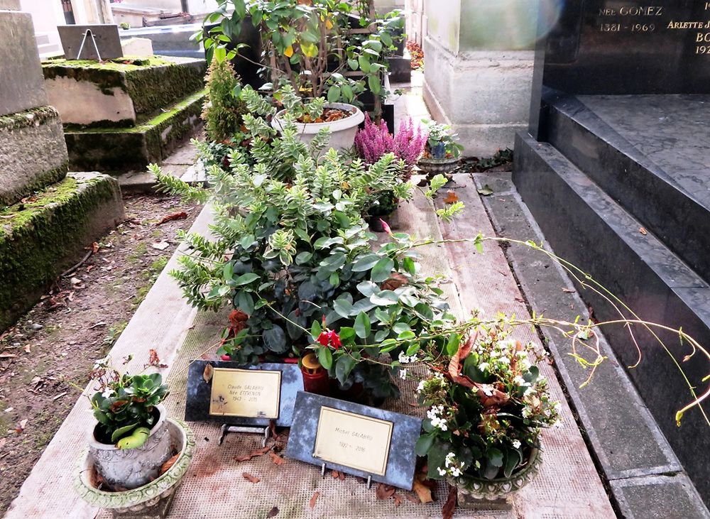 Tombe de Michel Galabru à Montmartre