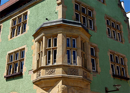 Un pignon sur la maison verte Un pignon sur la maison verte