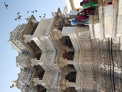Porche d'entrée du Jagdish Temple