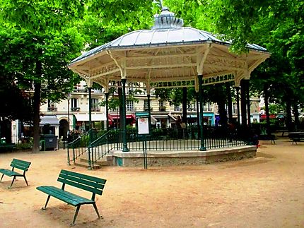 Kiosque à musique du square Trousseau