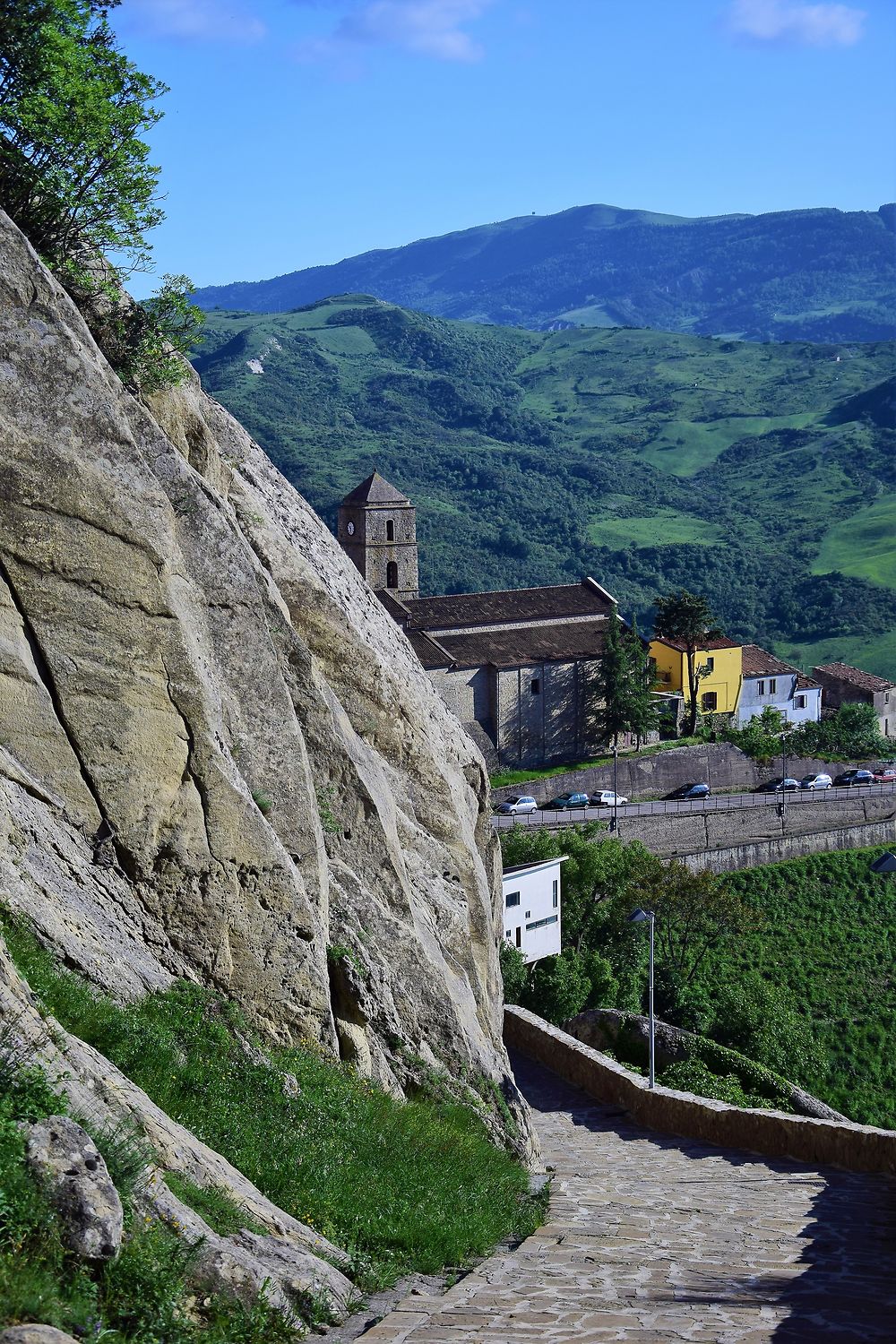 Promenade dans les alentours de Pietrapertosa