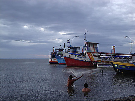 Pêcheurs à Moyogalpa
