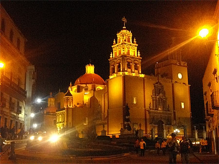 L"eglise de Guanajuato L"eglise de Guanajuato