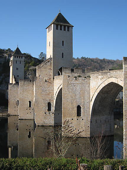 Tours et Arches du pont Valentré